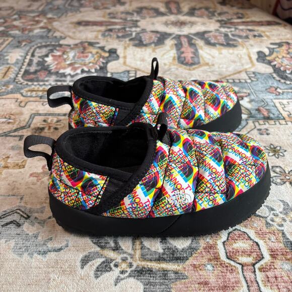 The North Face Kids 3D Thermoball Traction Slipeprws Slip On Shoes Size 13 - Picture 6 of 13